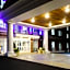 Holiday Inn Express & Suites Sturbridge By IHG