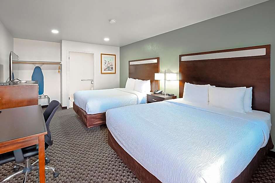 Quality Inn Holbrook near Petrified Forest