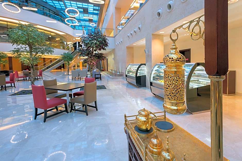 Crowne Plaza Riyadh RDC Hotel & Convention By IHG