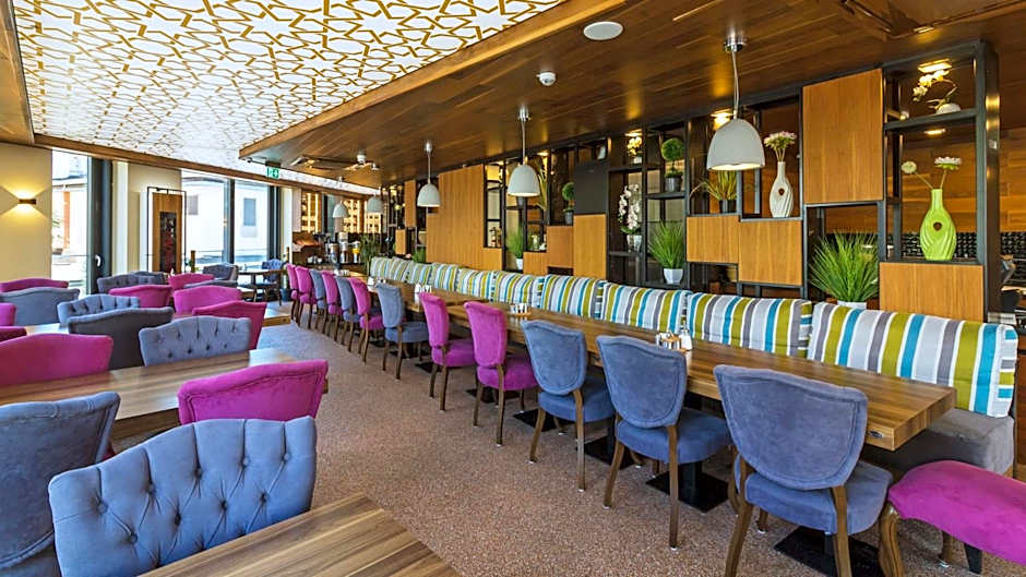 Stay! Hotel Boardinghouse