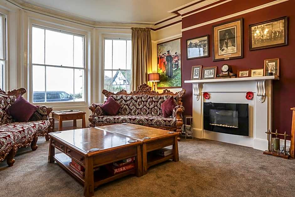 OYO Lord Kitcheners Guest House