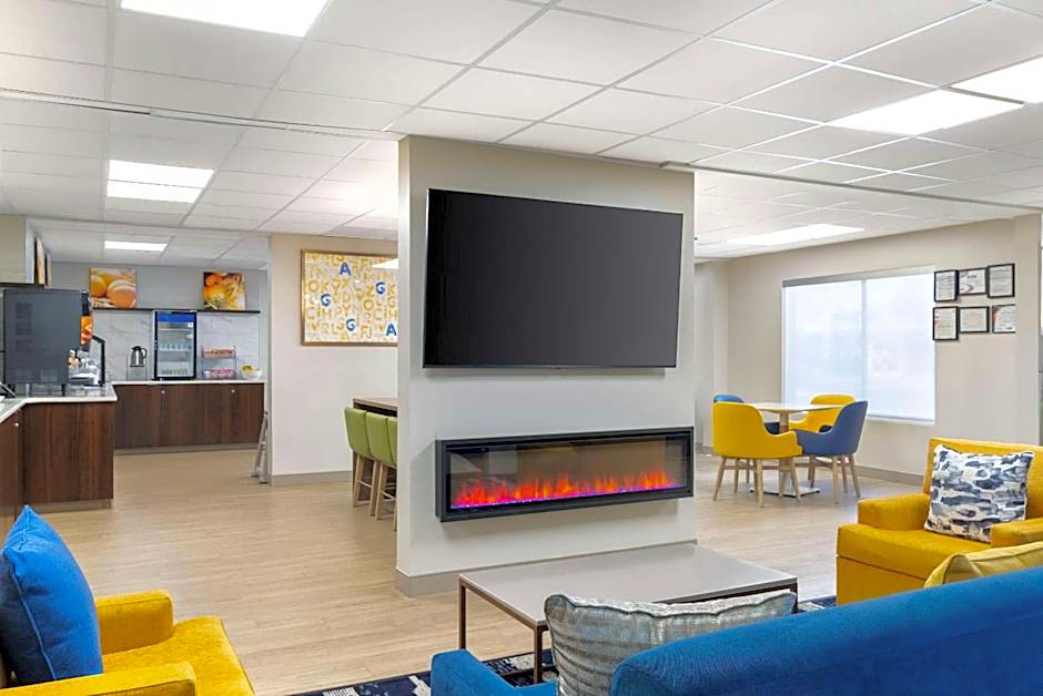 Comfort Suites Northside Hospital Gwinnett