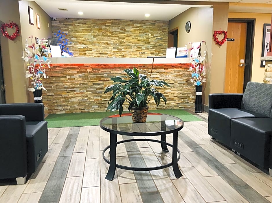 Boarders Inn & Suites by Cobblestone Hotels – Columbus