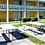 Mid Towne Inn & Suites