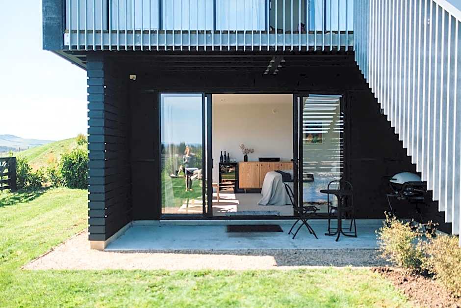 Black Estate B & B