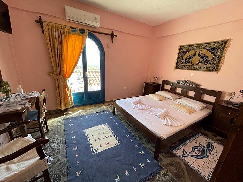 Arolithos Traditional Village Hotel