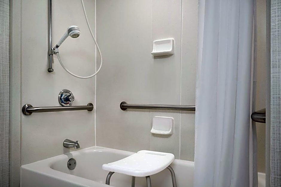 Hampton Inn & Suites Middletown