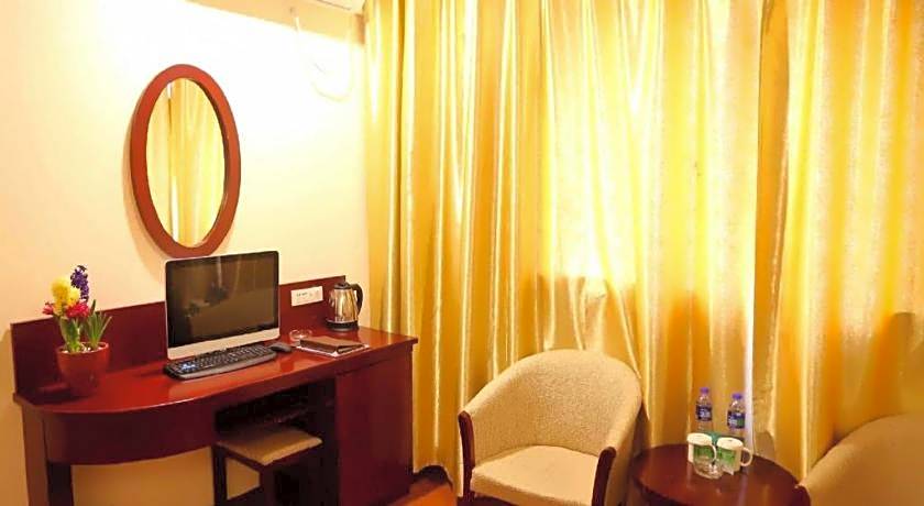 GreenTree Inn JiangSu DingShu Twon JieFang(E) Road Express Hotel