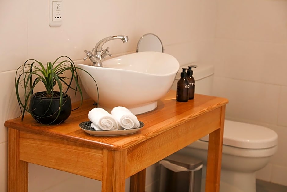 Royal Karoo Safari Lodge