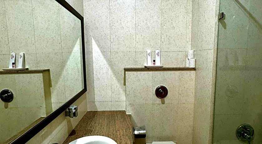 Hotel Sarovar Regency