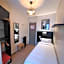 HOTEL SAVOY