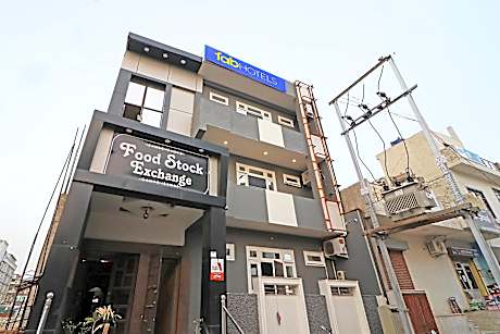 FabHotel Townhouse Inn