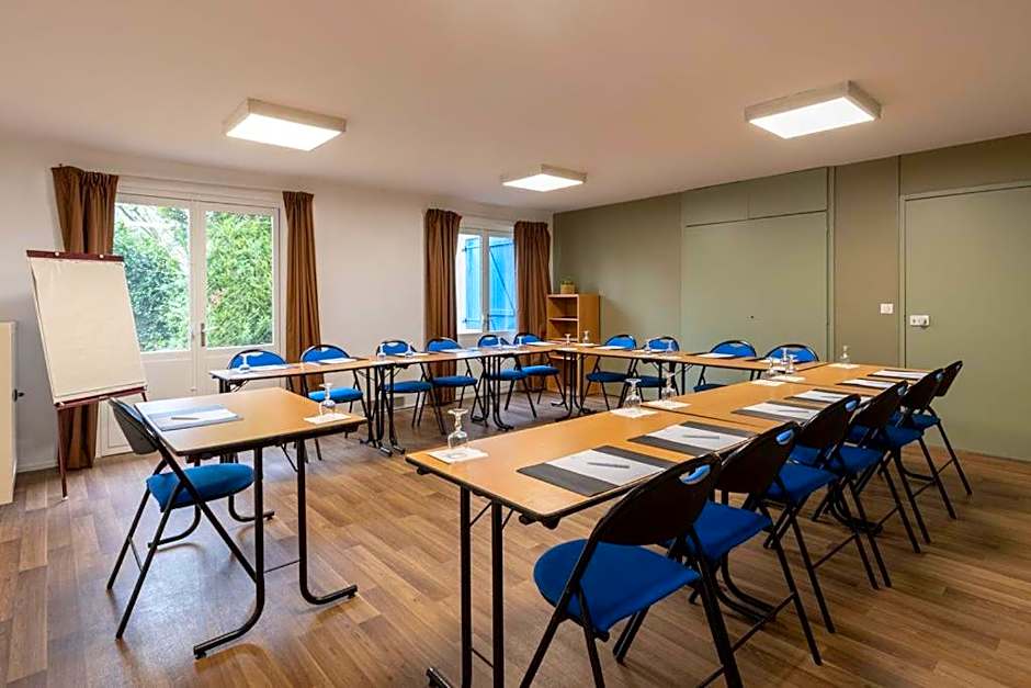 Sure Hotel by Best Western Plaisir