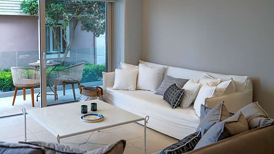 The Mini Beach Hotel