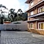 Altius Nest Hotel