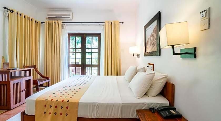 Senani Hotel