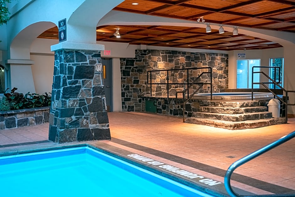 The Rundlestone Lodge
