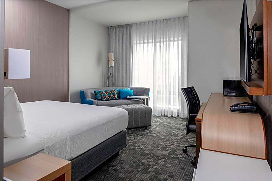 Courtyard by Marriott East Lansing Okemos