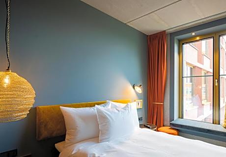 Small Single Room