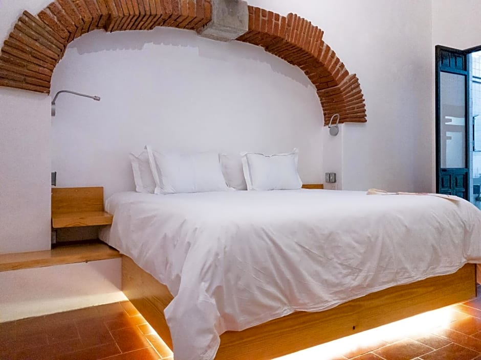Agrado Guest House