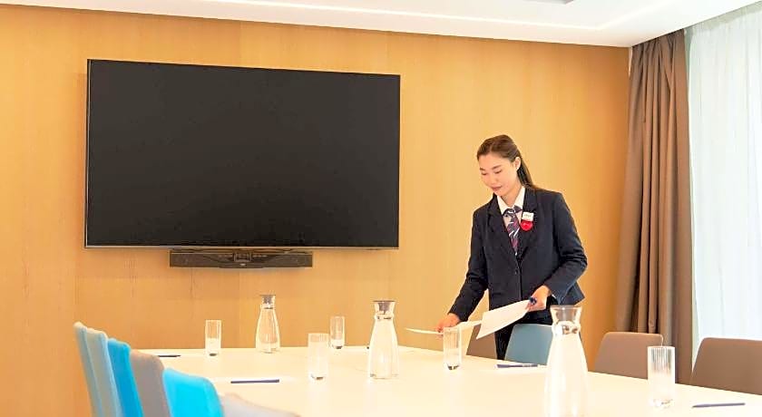 Novotel Living Almaty Jetisu