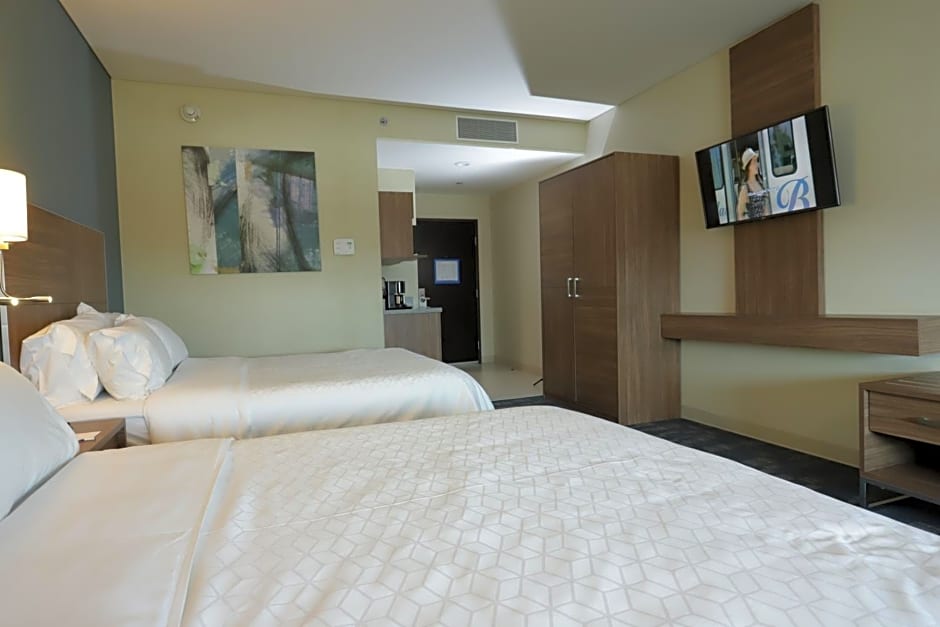 Holiday Inn Express & Suites MEXICALI