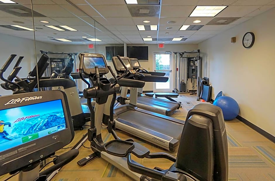 Holiday Inn Express Hotel & Suites Savannah Midtown, an IHG Hotel