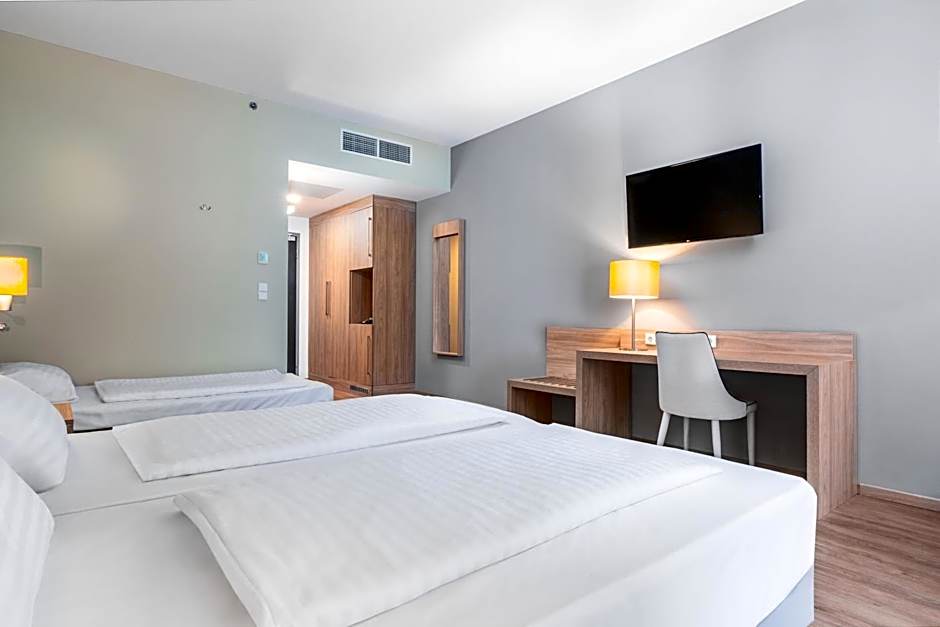 Akeah Verdi Budapest