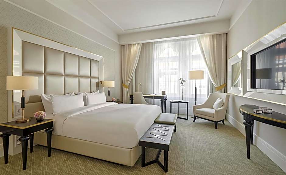 Parisi Udvar Hotel Budapest, part of Hyatt