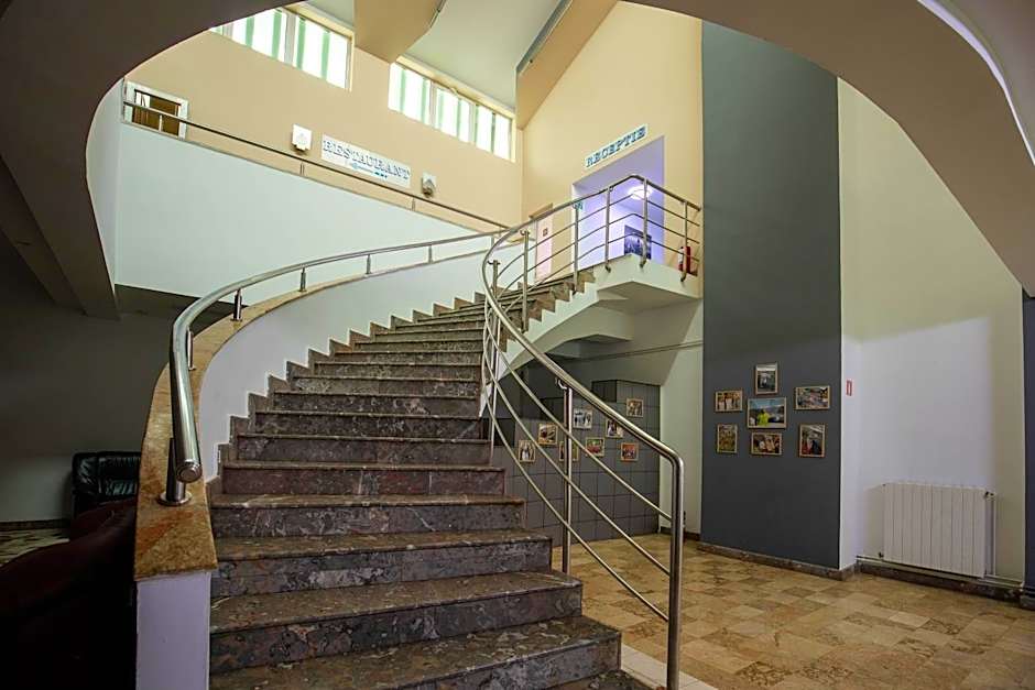 Hotel Alexandros Busteni by Genco & Restaurant Miorita