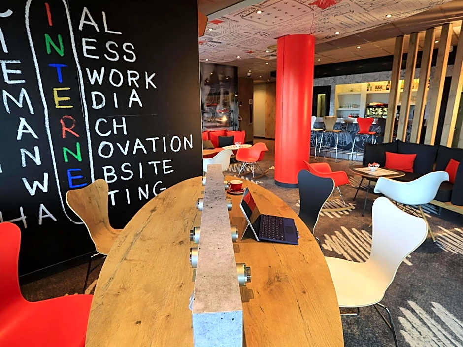 ibis Aurillac