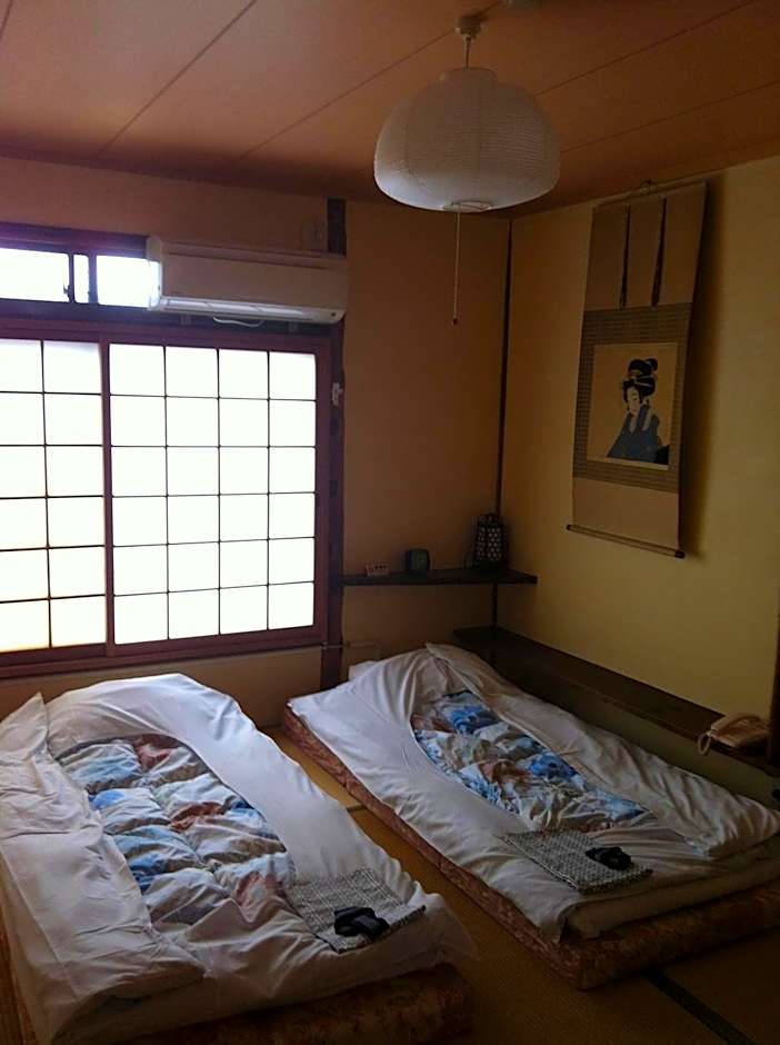 Rakucho Ryokan