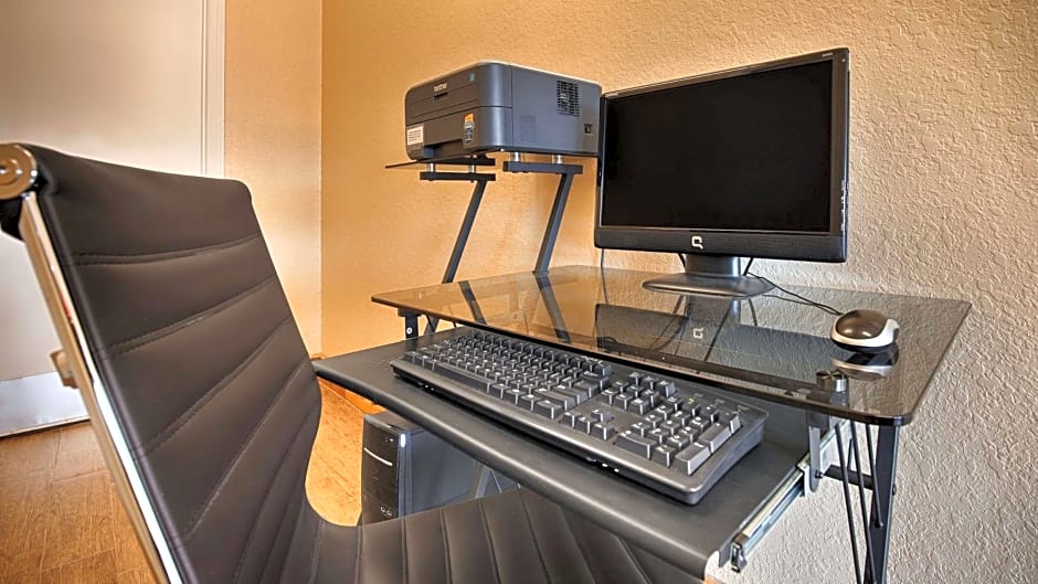 SureStay Hotel by Best Western Floresville
