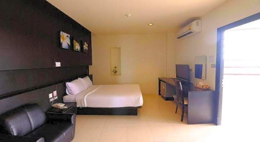 U Style Hotel