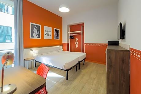 Comfort Queen Room - Non-Smoking