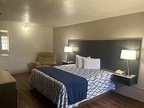 King Room - Non-Smoking