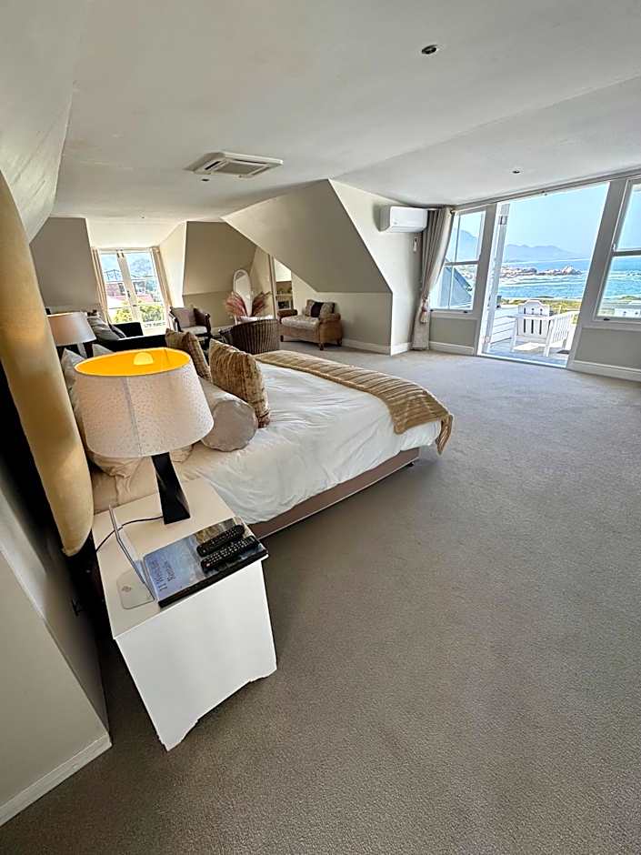 11 WESTCLIFF RENTALS