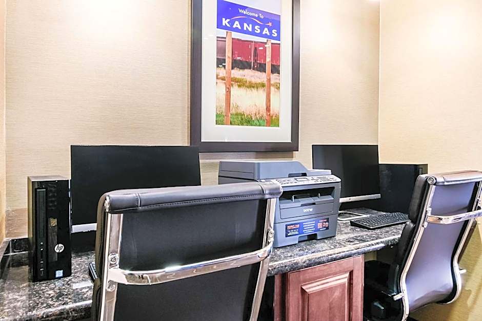 Comfort Inn & Suites Independence