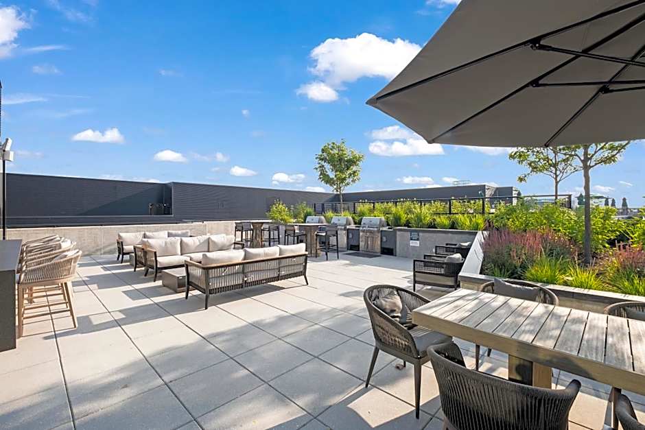 Global Luxury Suites at Capitol Hill