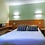 BRIT HOTEL Le 940 Le Touquet-Etaples