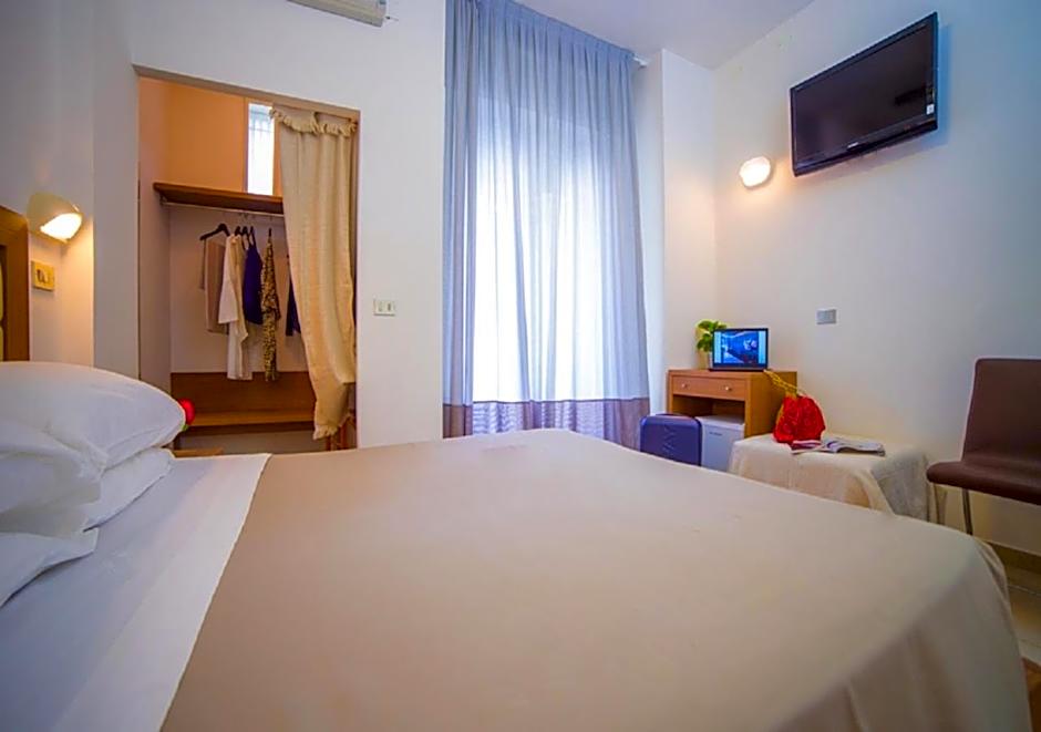 Mediterraneo Hotel & Suites