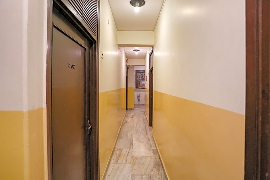 OYO Flagship 77769 Hotel Ashoka Inn