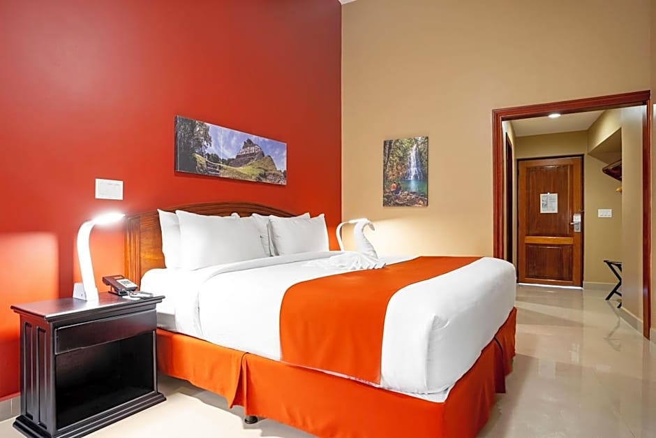 Best Western Plus Belize Biltmore Plaza