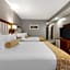Best Western On The Avenue