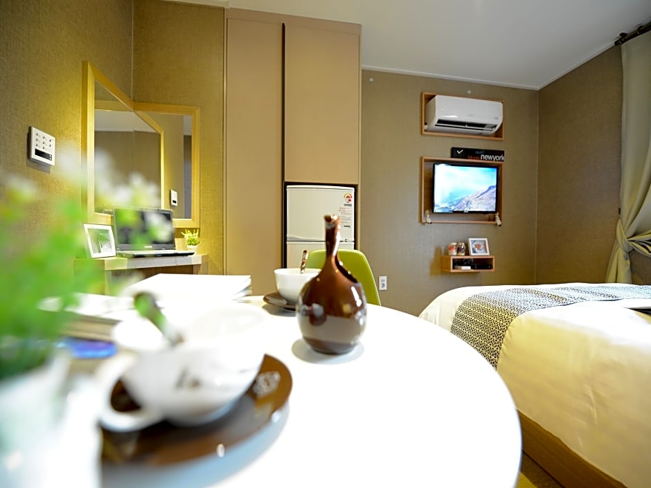 Dunsan Graytone Hotel