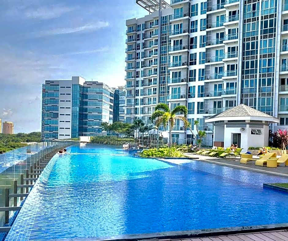 Mactan Newtown 8Newtown Boulevard Beach Condo RM9