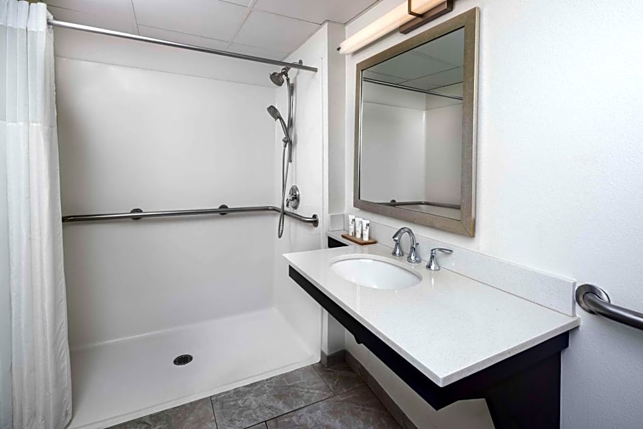 Country Inn & Suites by Radisson Asheville Downtown Tunnel Road