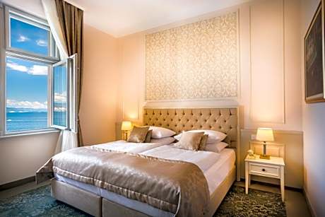 Superior Double Room with Sea View