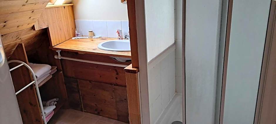 LOCATION à COUCY LE CHATEAU