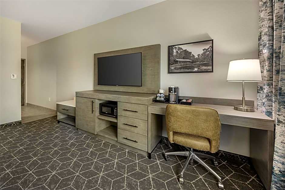 Best Western Plus Lawrenceburg